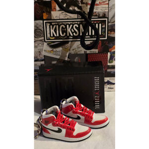 Unisex Keychain Set with Box and Bag, One Size, Red White